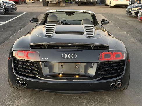 Used 2011 Audi R8 V8 image 15