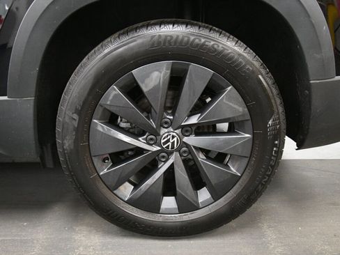 Used 2022 Volkswagen Taos S AWD/4WD image 31