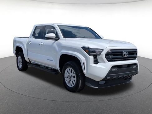 Used 2024 Toyota Tacoma SR5 RWD image 8