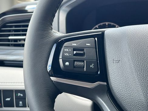 New 2026 Honda Odyssey Elite image 16