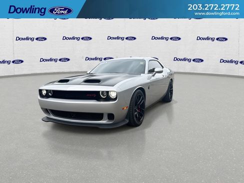 Used 2023 Dodge Challenger SRT Hellcat RWD image 4