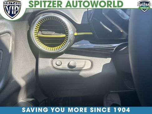 New 2026 Chevrolet Trax ACTIV w/ Sunroof Package FWD image 18