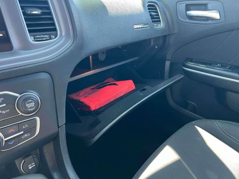 Used 2023 Dodge Charger SXT image 10