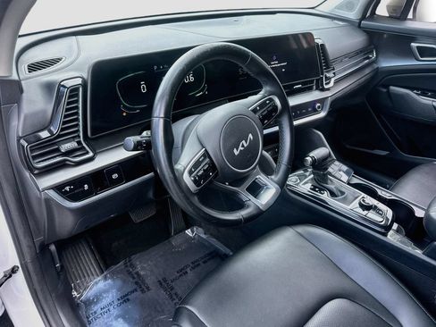 Certified 2023 Kia Sportage EX FWD image 9