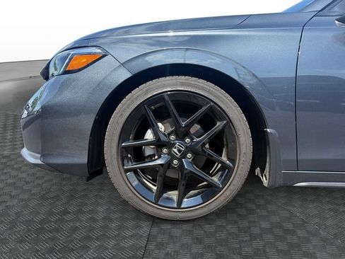 Used 2025 Honda Civic Sport image 14