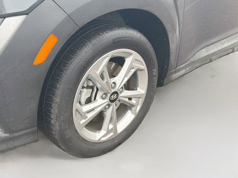 Used 2022 Hyundai Kona SEL w/ Cargo Package AWD/4WD image 11