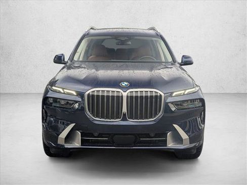 Certified 2026 BMW X7 xDrive40i image 6