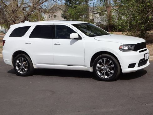 Used 2019 Dodge Durango GT image 2