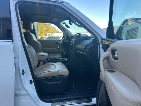 Used 2022 Nissan Armada Platinum w/ Captain's Chairs Package image 11