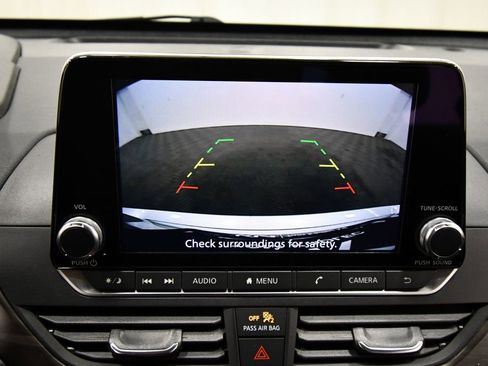 Used 2024 Nissan Altima 2.5 SV image 23