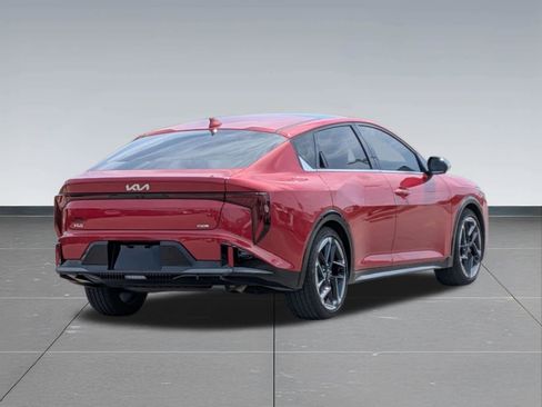 Used 2025 Kia K4 GT-Line w/ GT-Line Premium Package FWD image 5