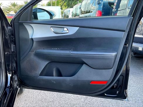 Used 2022 Kia Forte Sedan FWD image 28