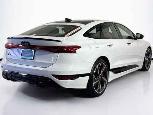 Used 2025 Audi S6 e-tron Prestige w/ 21" Black Optic Package AWD/4WD image 5