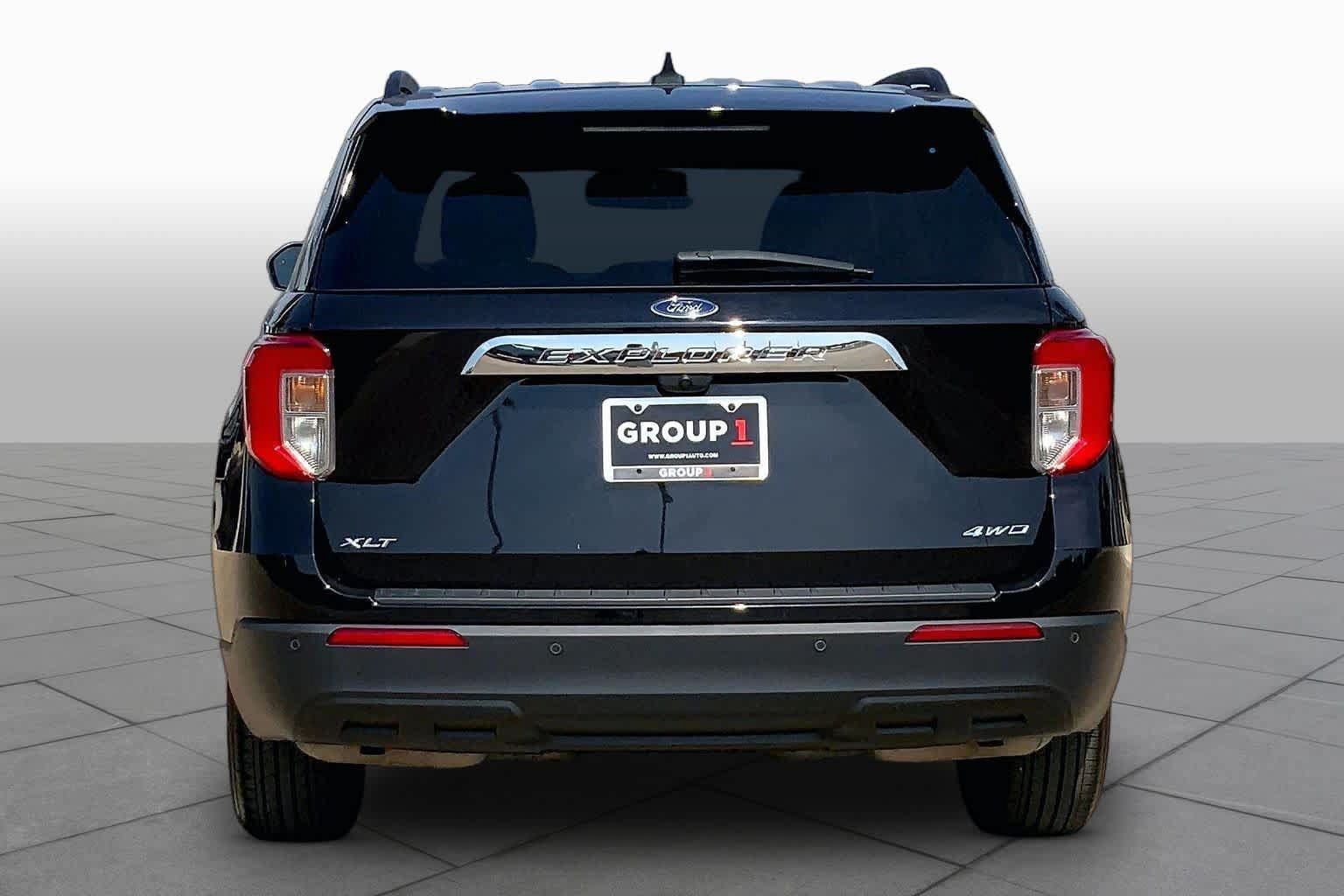 Certified 2023 Ford Explorer XLT AWD/4WD image 5
