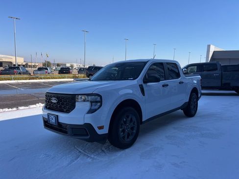 New 2026 Ford Maverick XLT image 3
