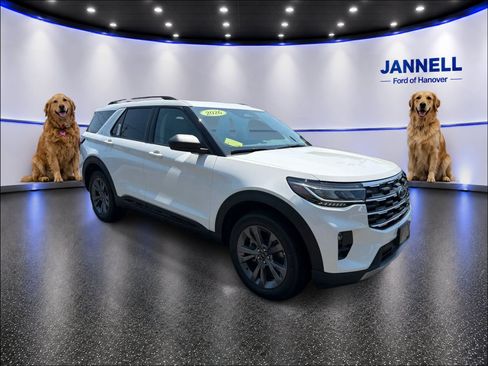 New 2026 Ford Explorer Active w/ Active Comfort Package AWD/4WD image 3