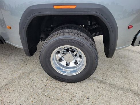 New 2026 GMC Sierra 3500 Denali Ultimate image 10