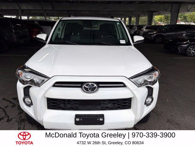 Used 2020 Toyota 4Runner SR5 AWD/4WD image 6