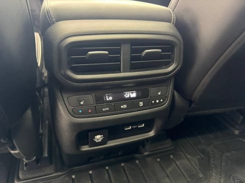 Used 2023 Honda Pilot Elite image 39