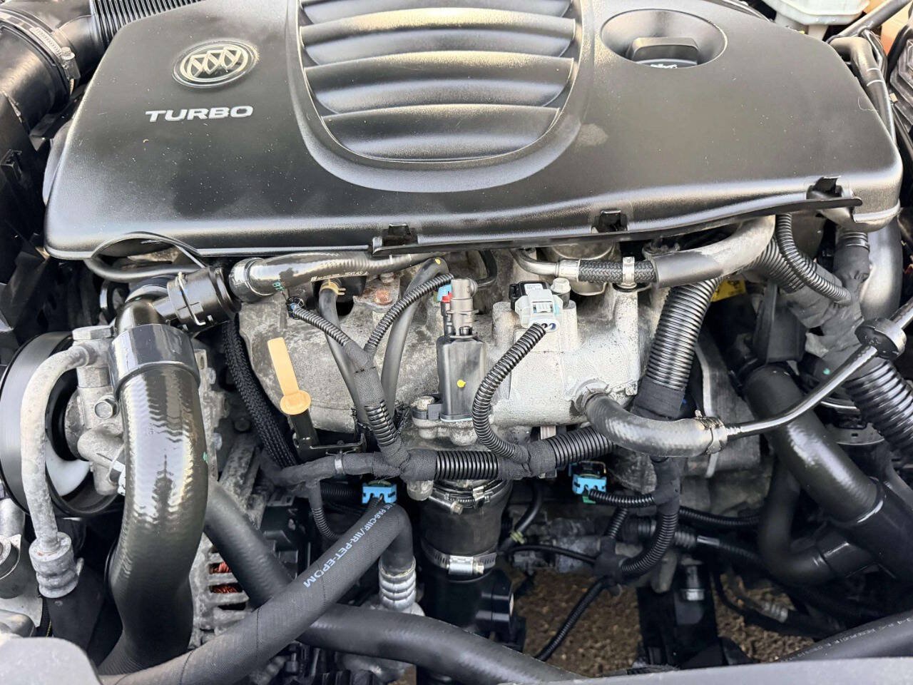Used 2011 Buick Regal CXL Turbo FWD image 9