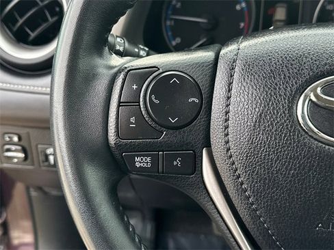 Used 2017 Toyota RAV4 XLE image 23