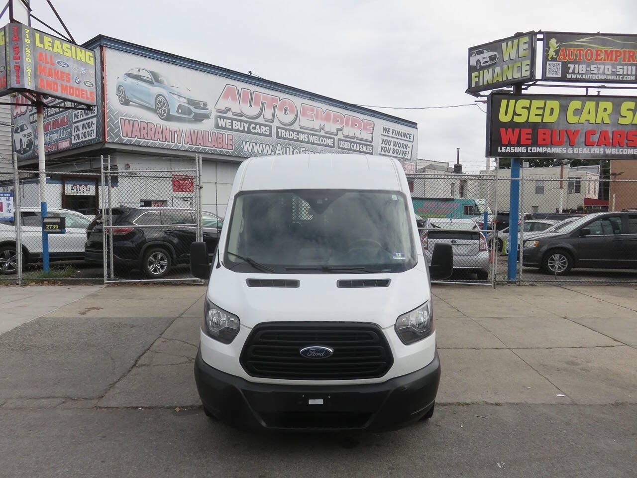 Used 2019 Ford Transit 250 148 Medium Roof w/ Interior Upgrade Package RWD image 7