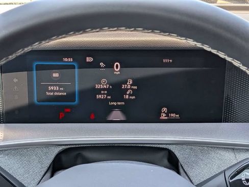 Certified 2025 Volkswagen Tiguan S FWD image 25