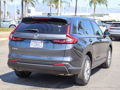 Used 2024 Honda CR-V EX-L image 11