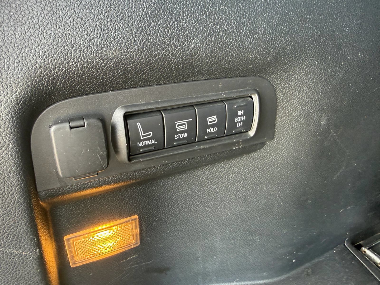 Used 2017 Ford Explorer Sport AWD/4WD image 17
