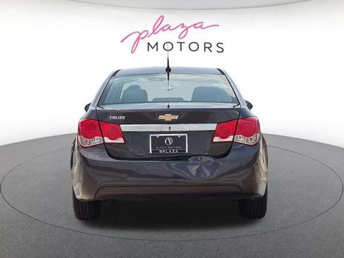 Used 2014 Chevrolet Cruze LS FWD image 6