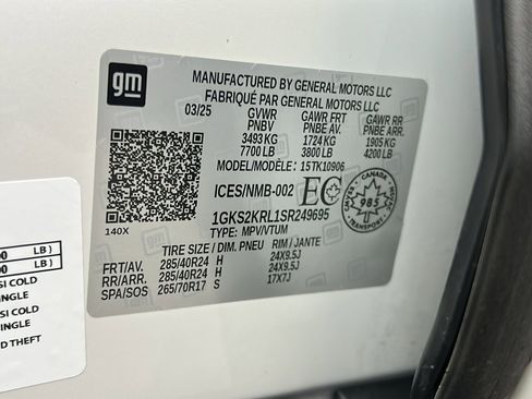 Used 2025 GMC Yukon XL Denali Ultimate image 44