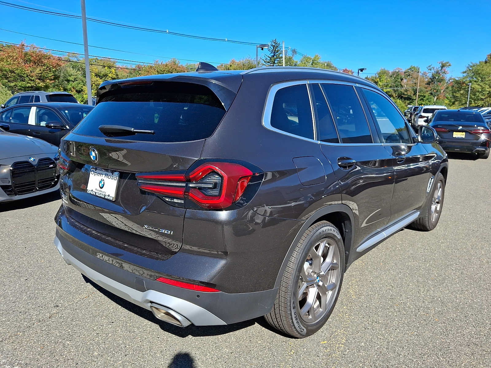 Used 2023 BMW X3 xDrive30i w/ Premium Package w/ZPA AWD/4WD image 7