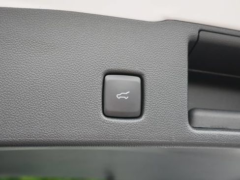 Used 2024 Ford Escape Active AWD/4WD image 10