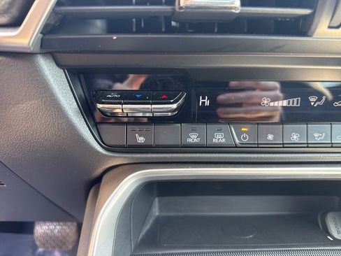 Used 2024 MAZDA CX-90 3.3 Turbo w/ Premium Package image 22