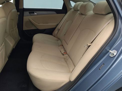 Used 2016 Hyundai Sonata SE FWD image 18