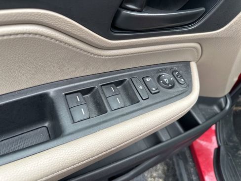 Used 2024 Honda Odyssey EX image 17