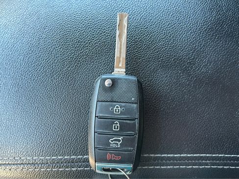 Used 2017 Kia Sportage LX FWD image 26