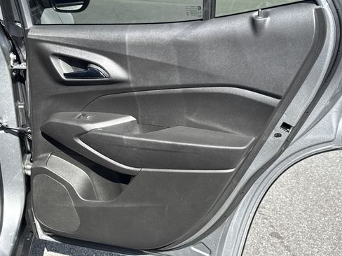 Used 2025 Chevrolet Trax RS w/ Driver Confidence Package image 19