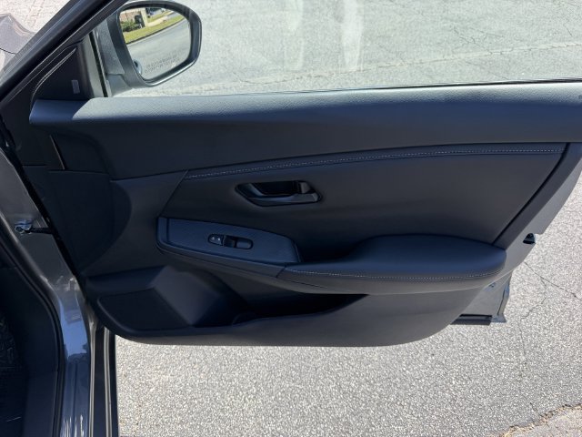 Used 2025 Nissan Sentra S FWD image 35