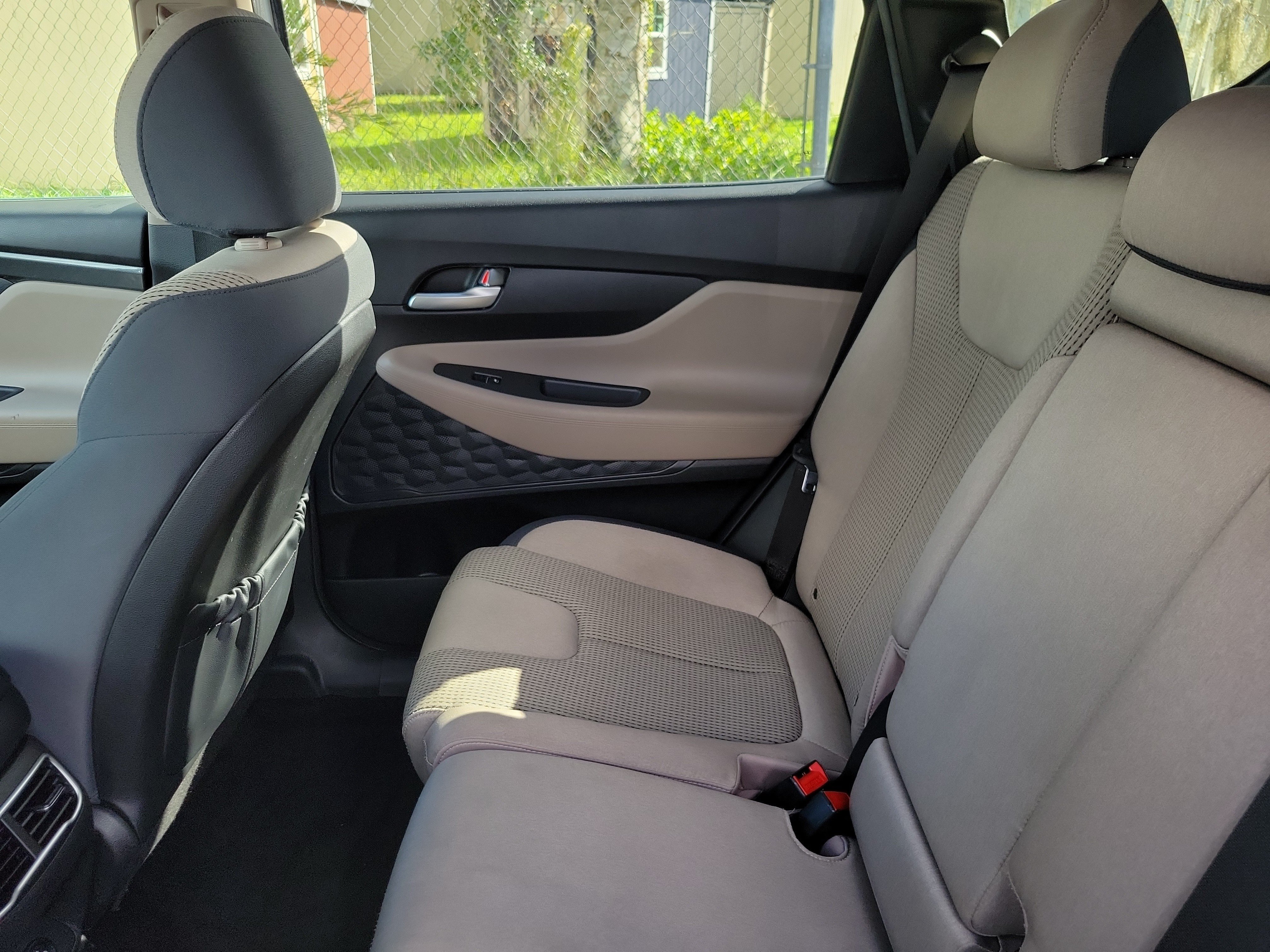 Used 2023 Hyundai Santa Fe SEL FWD image 19