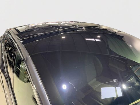 Used 2019 Tesla Model X 100D image 12