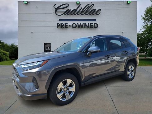 Used 2024 Toyota RAV4 XLE image 2