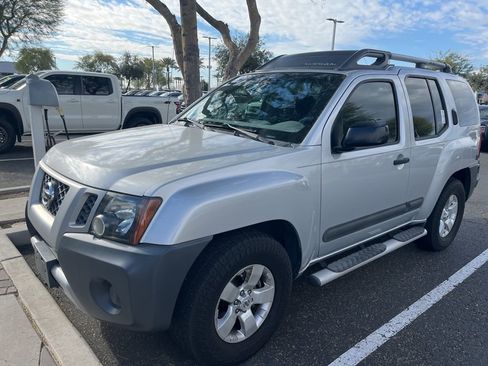 Used 2013 Nissan Xterra S image 1