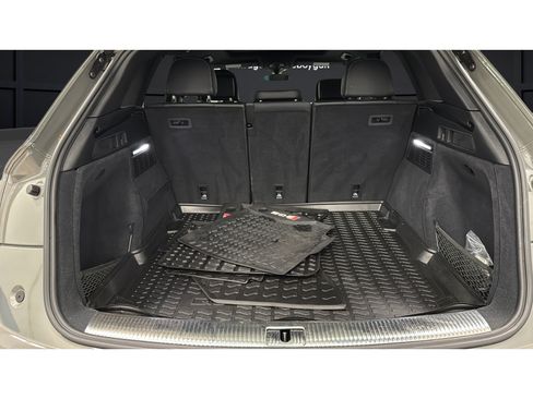 Used 2024 Audi SQ5 Premium w/ Convenience Package AWD/4WD image 26