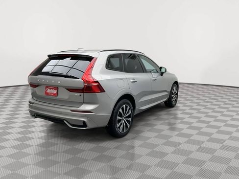 Used 2024 Volvo XC60 B5 Plus AWD/4WD image 37