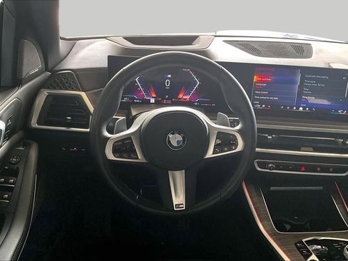 Used 2025 BMW X5 xDrive40i w/ Executive Package AWD/4WD image 17