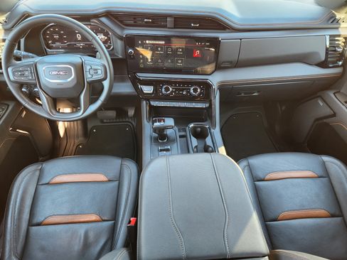 Certified 2025 GMC Sierra 1500 AT4 w/ AT4 Premium Package image 28