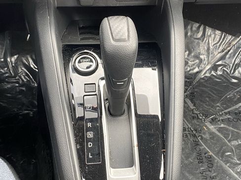 Certified 2025 Nissan Versa SV w/ Trunk Package image 9