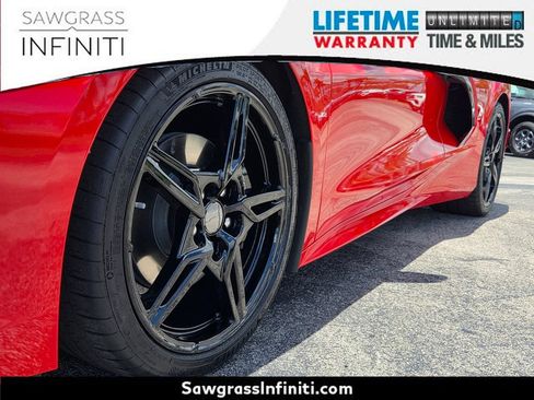 Used 2025 Chevrolet Corvette Stingray Premium Conv w/ 3LT RWD image 7
