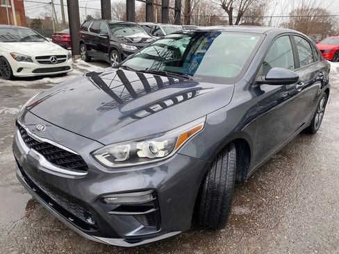 Used 2019 Kia Forte S FWD image 2